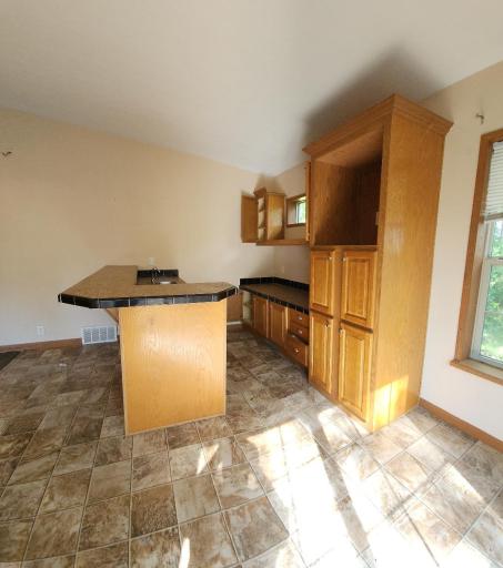 61256 440th Street, Fairfax, MN 55332