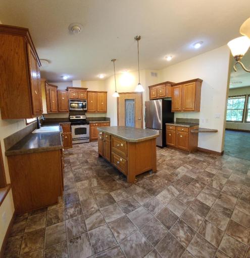 61256 440th Street, Fairfax, MN 55332