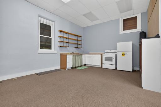 206 W Main Street, Roberts, WI 54023