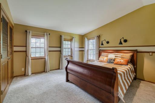 211 Paisley Lane - Web Quality - 028 - 20 Primary Bedroom.jpg