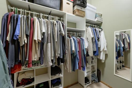 211 Paisley Lane - Web Quality - 042 - 34 Closet.jpg