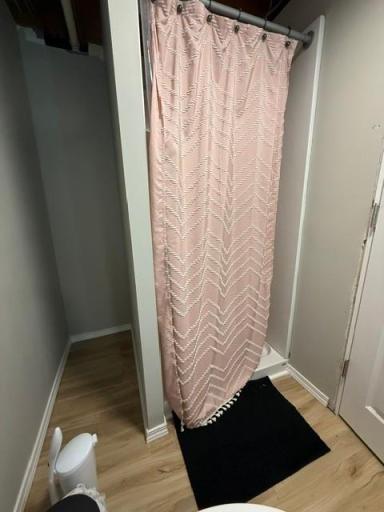Lower Level 3/4 Bath