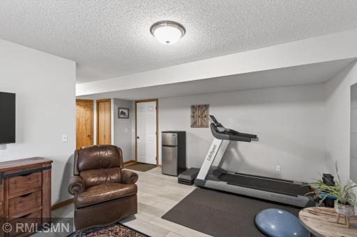 13906 Glendale Trail, Savage, MN 55378