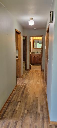 hallway to beds/baths