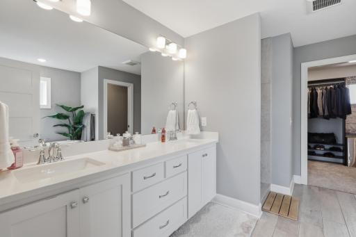 Primary bathroom w/ double sinks