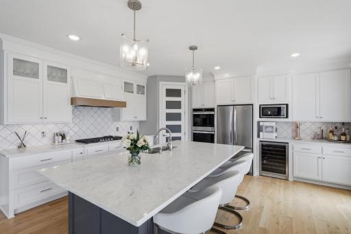 Gleaming Quartz counter tops