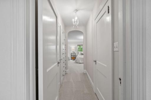 Junior suite with cedar wardrobe, built-in drawers and a separate large closet
