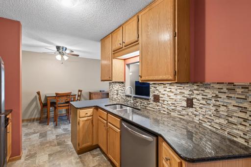 14316 Estates Avenue, Apple Valley, MN 55124
