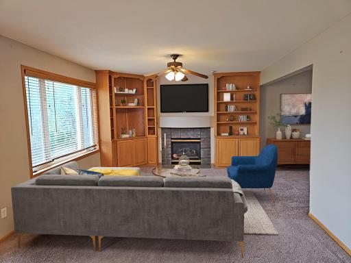 10455 Glen Eagle Circle, Woodbury, MN 55129