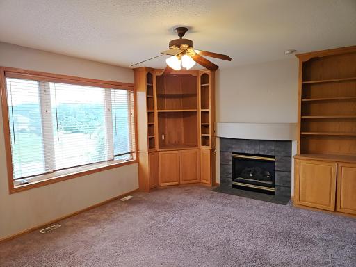10455 Glen Eagle Circle, Woodbury, MN 55129