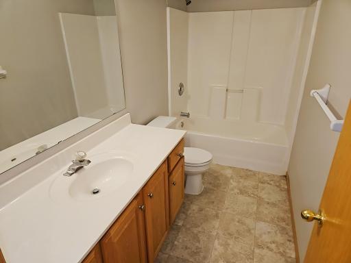 10455 Glen Eagle Circle, Woodbury, MN 55129