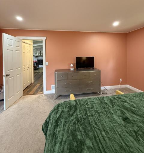 1123 106th Avenue NE, Minneapolis, MN 55434