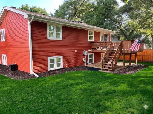 1123 106th Avenue NE, Minneapolis, MN 55434