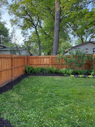 1123 106th Avenue NE, Minneapolis, MN 55434