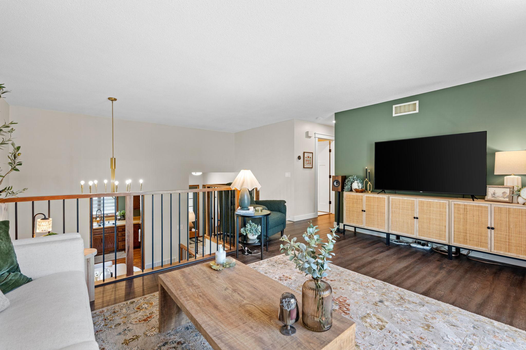 36-web-or-mls-5560 W 131st St-36.jpg