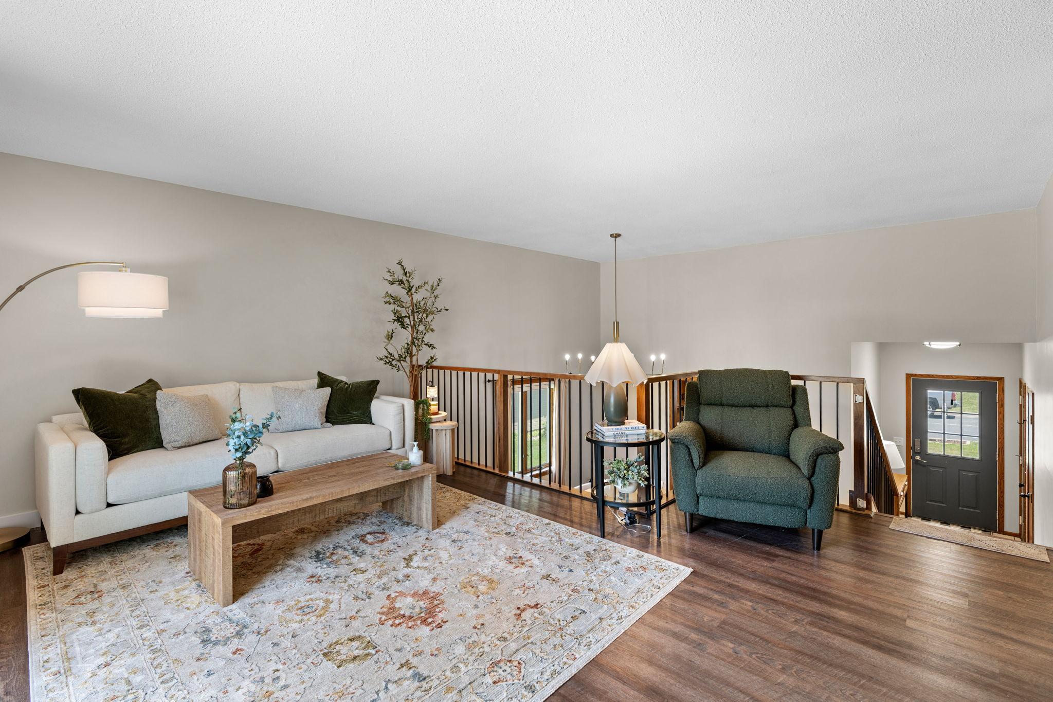 35-web-or-mls-5560 W 131st St-35.jpg