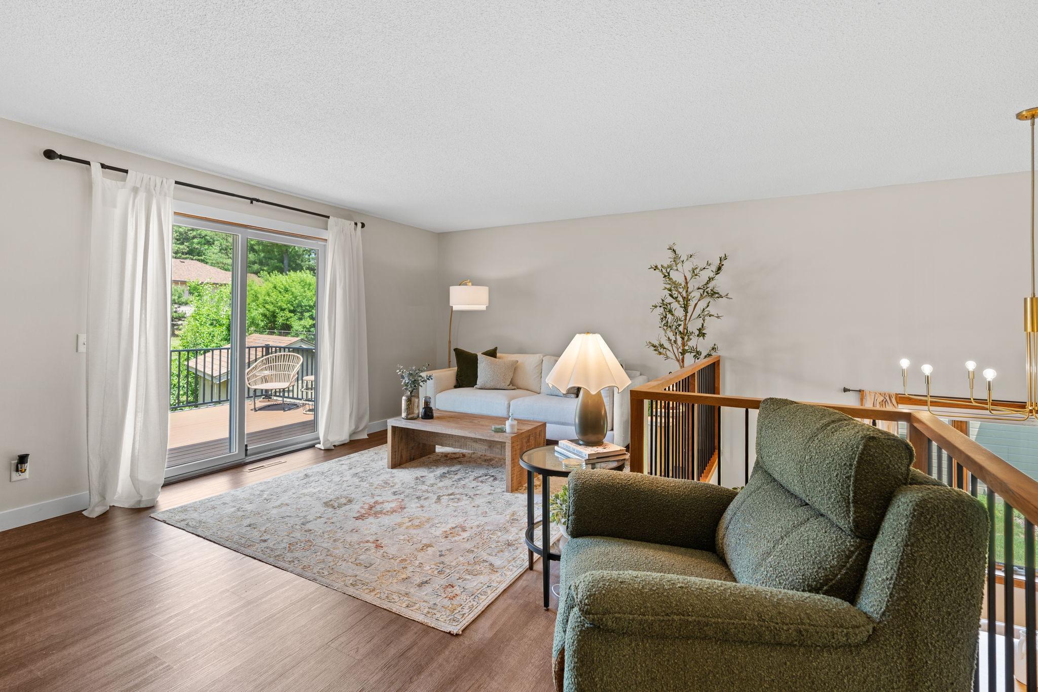 34-web-or-mls-5560 W 131st St-34.jpg