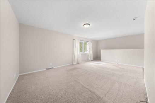 4836 Grenwich Trail N, Saint Paul, MN 55128