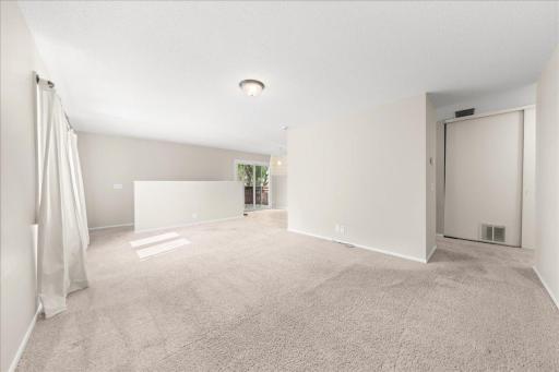 4836 Grenwich Trail N, Saint Paul, MN 55128