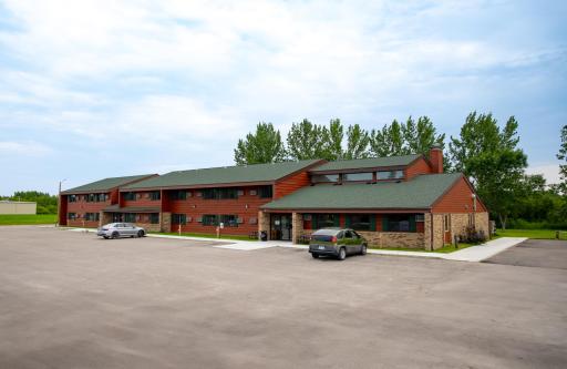 Walleye-Inn-in-Baudette-MN-2024-Exterior-3271-2200px.jpg
