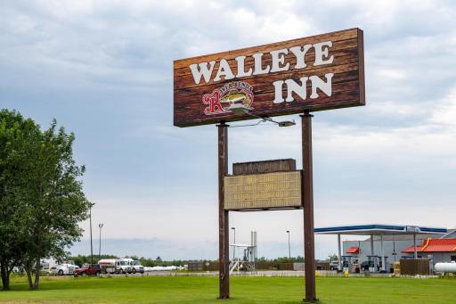 Walleye-Inn-in-Baudette-MN-2024-Exterior-3257-2200px.jpg