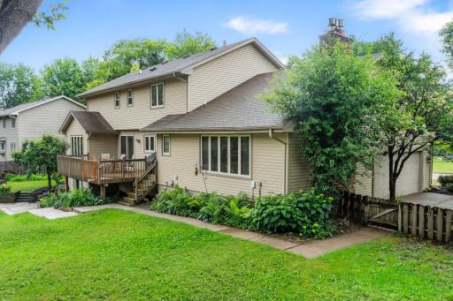 17030 30th Avenue N, Plymouth, MN 55447