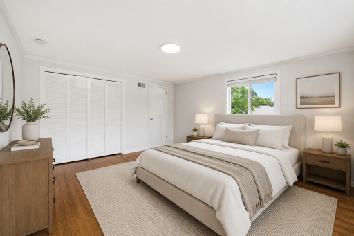 Comfortable and functional 2nd bedroom on the upper level
