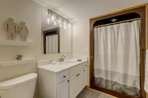 The lower-level 3/4 bath adds flexibility and convenienceâperfect for guests or everyday use