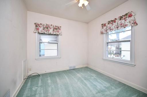 368 W Sarnia Street, Winona, MN 55987
