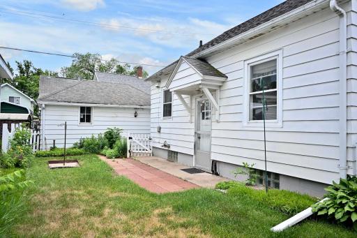 368 W Sarnia Street, Winona, MN 55987