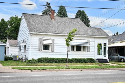 368 W Sarnia Street, Winona, MN 55987