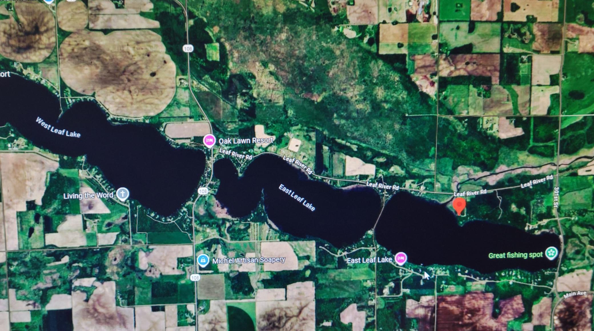 The Leaf Lake chain.