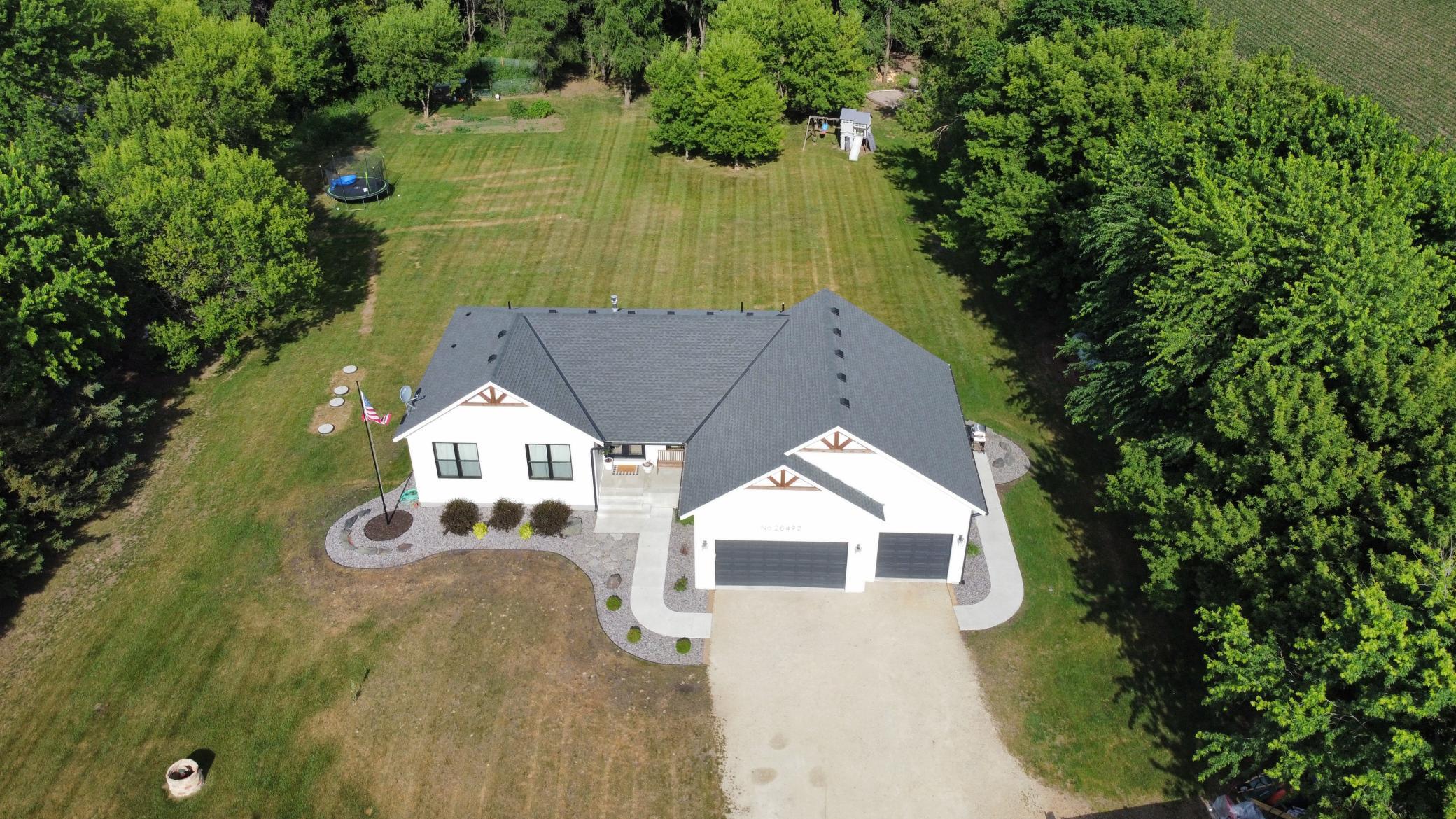 dji_fly_20260608_172126_523_1781137965521_photo_optimized 3.JPG
