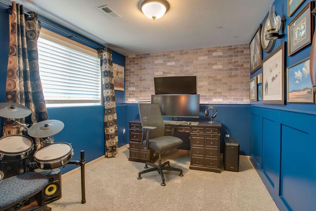Bedroom 4/Office