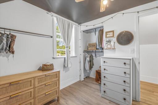 43832 Ginger Avenue, Harris, MN 55032