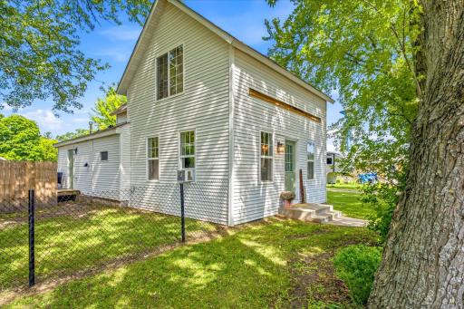 43832 Ginger Avenue, Harris, MN 55032