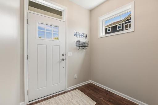 1075 Anthony Way, Victoria, MN 55386