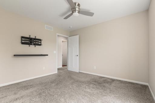 1075 Anthony Way, Victoria, MN 55386