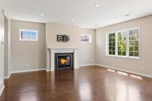 1075 Anthony Way, Victoria, MN 55386