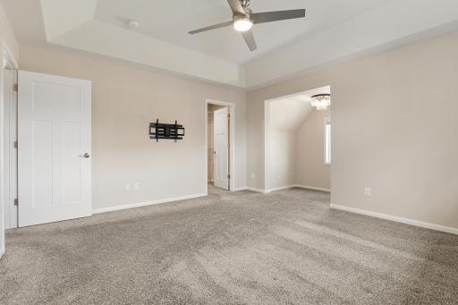 1075 Anthony Way, Victoria, MN 55386