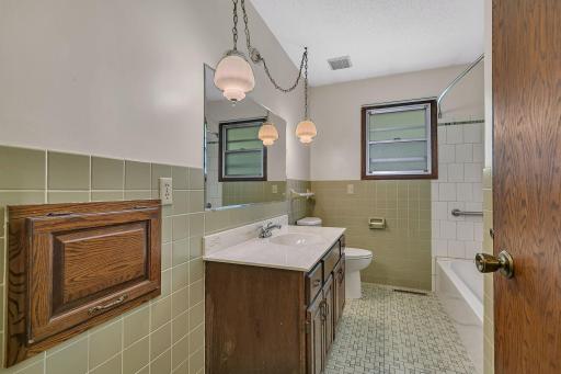 826 21st Avenue N, Saint Cloud, MN 56303