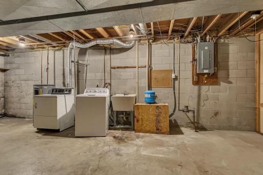 826 21st Avenue N, Saint Cloud, MN 56303