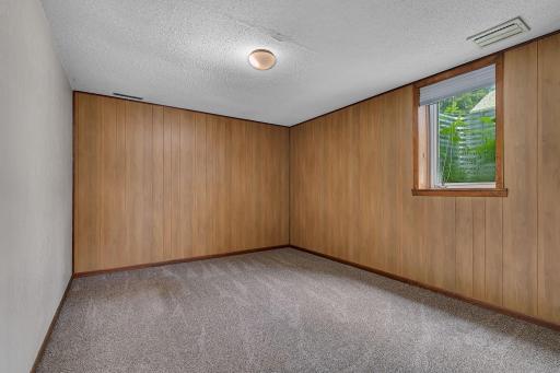 826 21st Avenue N, Saint Cloud, MN 56303