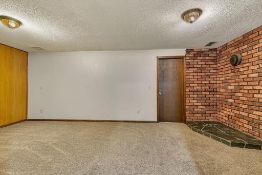 826 21st Avenue N, Saint Cloud, MN 56303