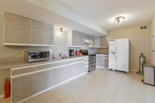 10620 Cain Road, Rogers, MN 55374