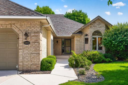 10417 Fawns Way, Eden Prairie, MN 55347