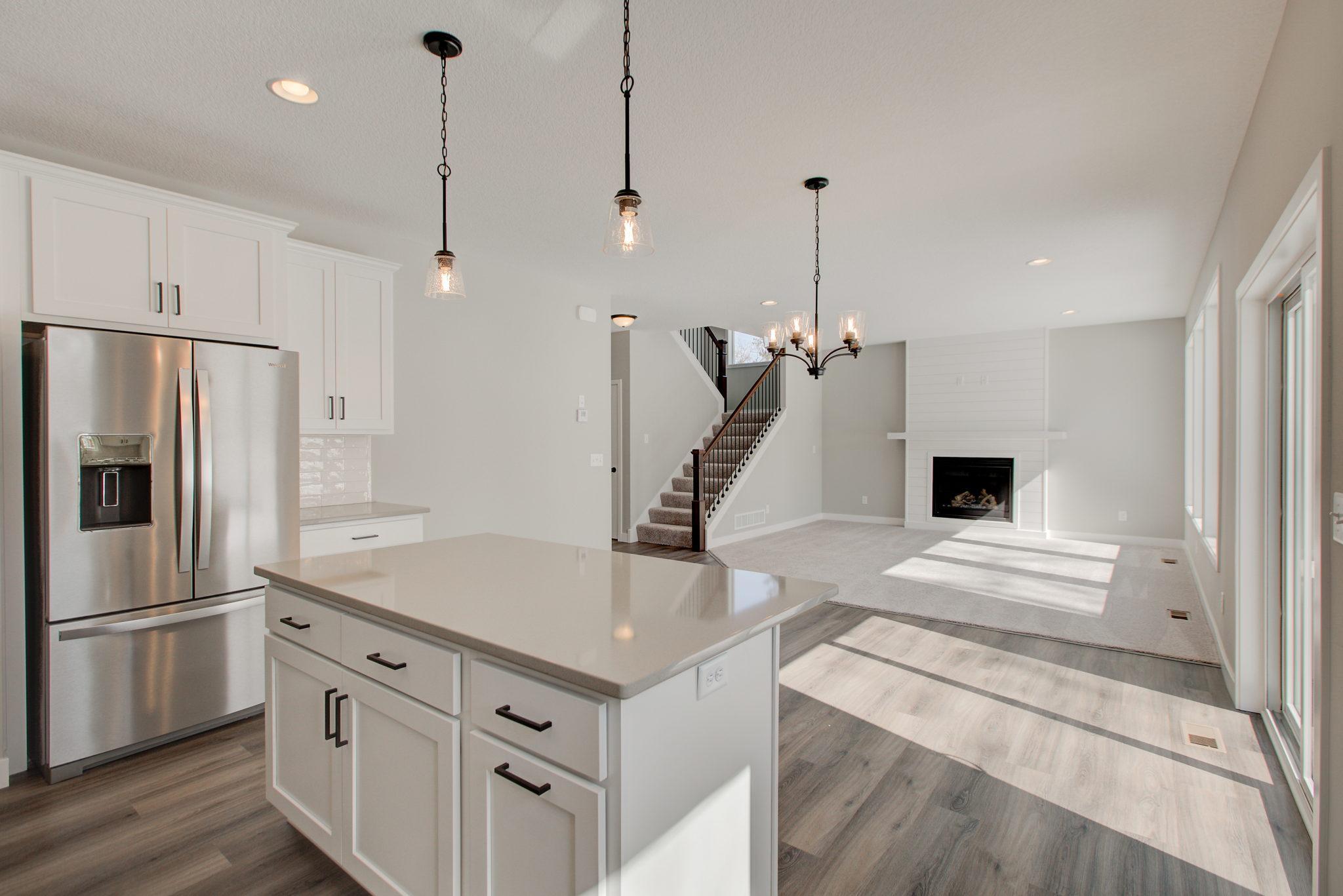 10-web-or-mls-kitchen4.JPG