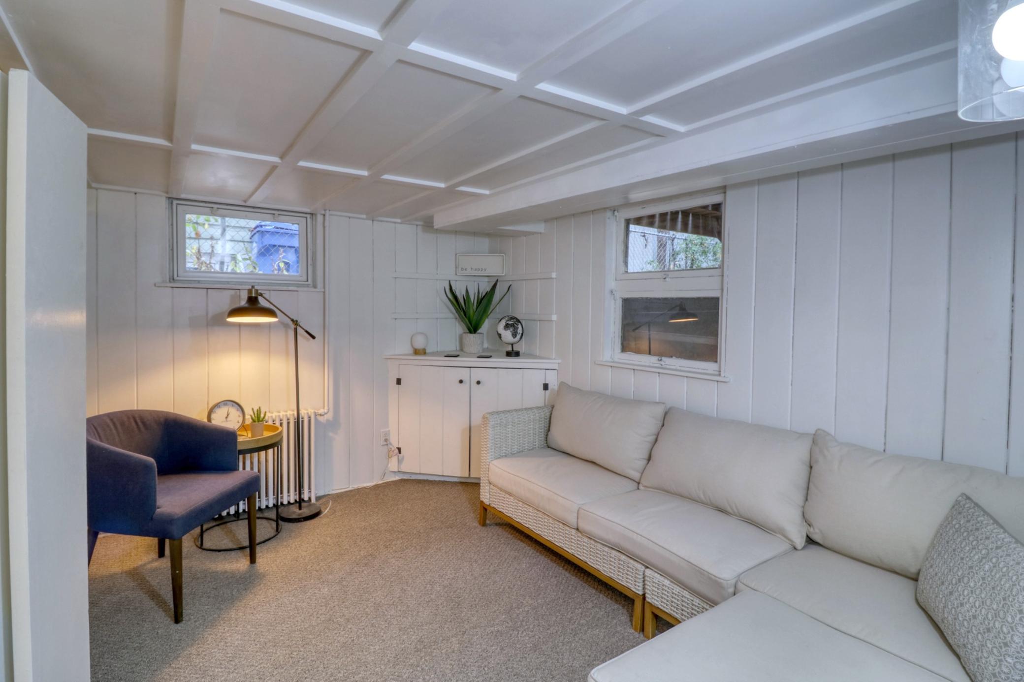 Basement Family Room1_1.jpg