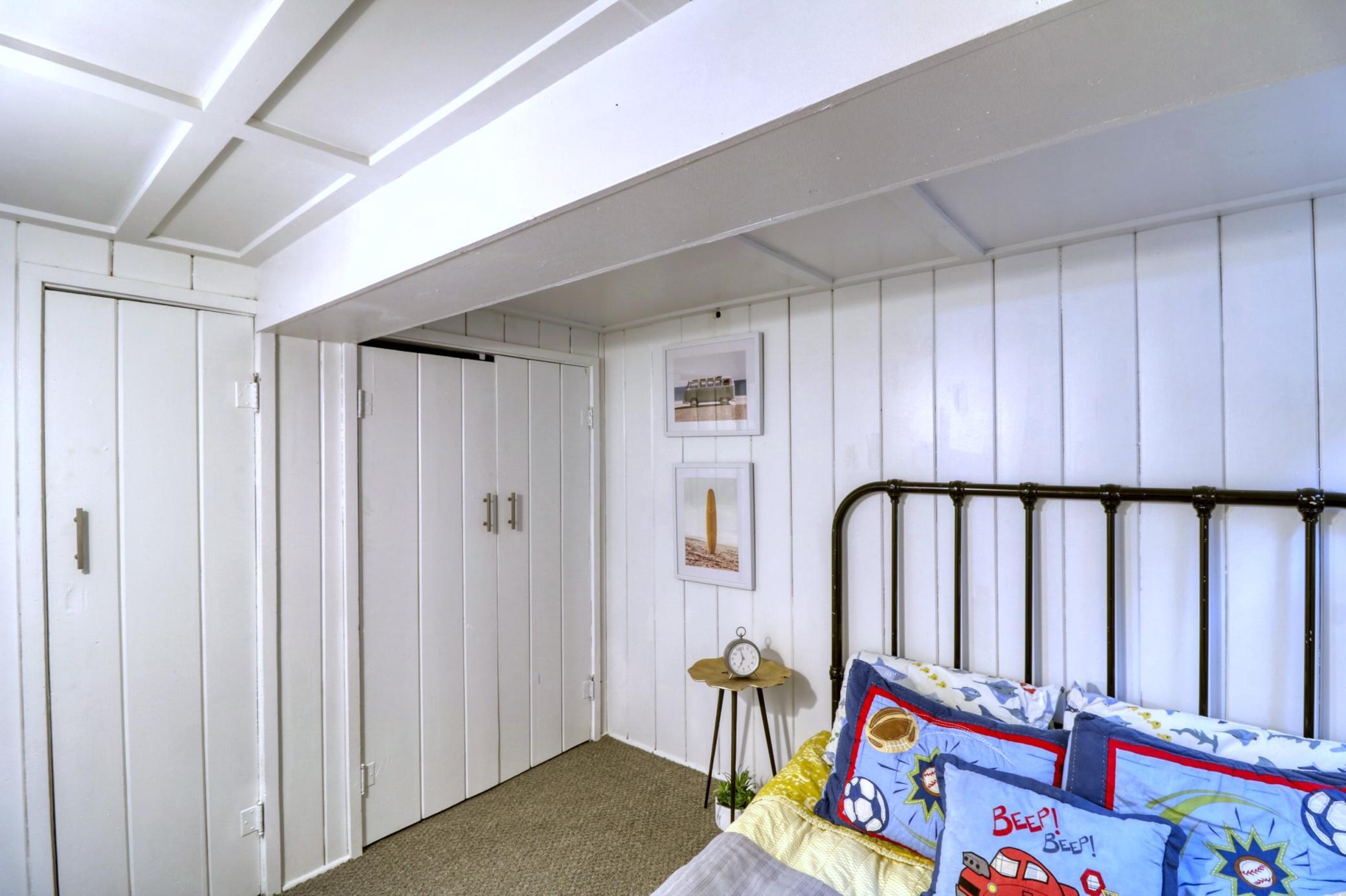 Basement Bedroom1_2.jpg