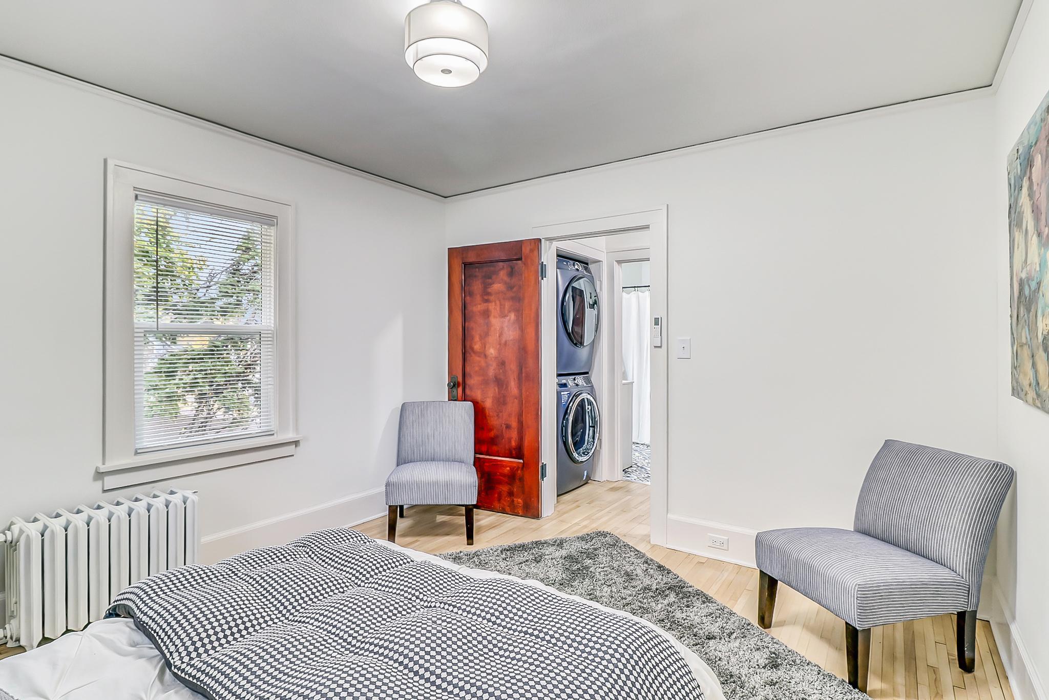 Upstairs Bedroom3_2.jpg